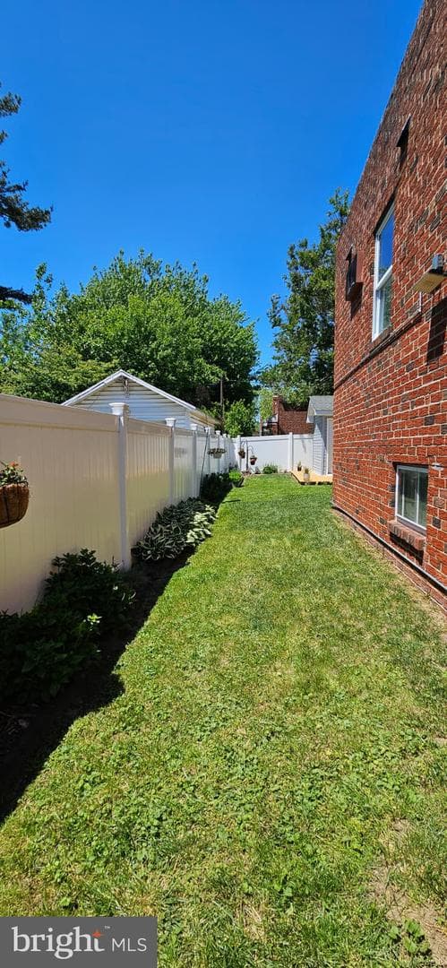 6414 Lawndale Avenue photo 2