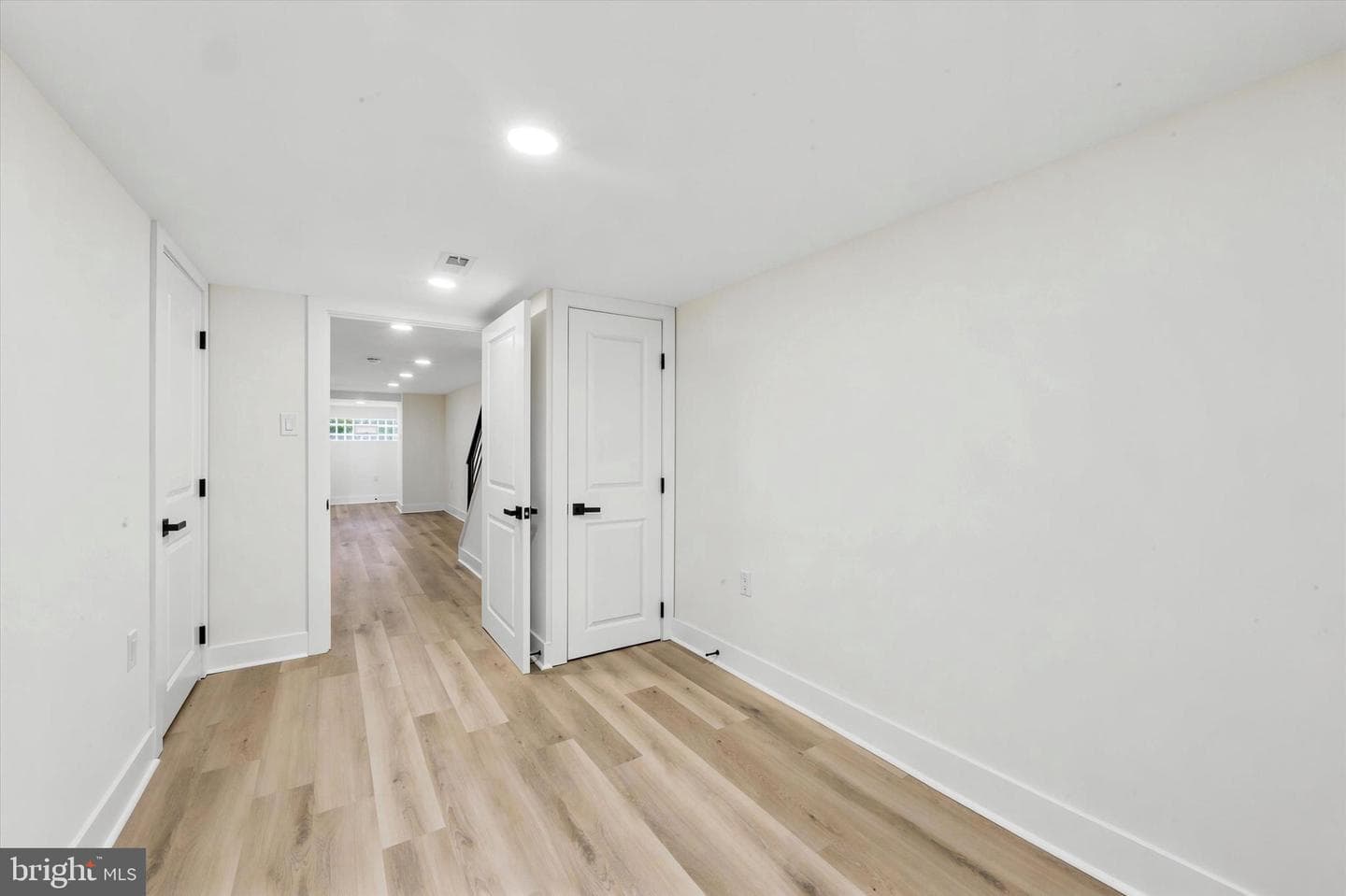 5751 Rodman Street photo 23