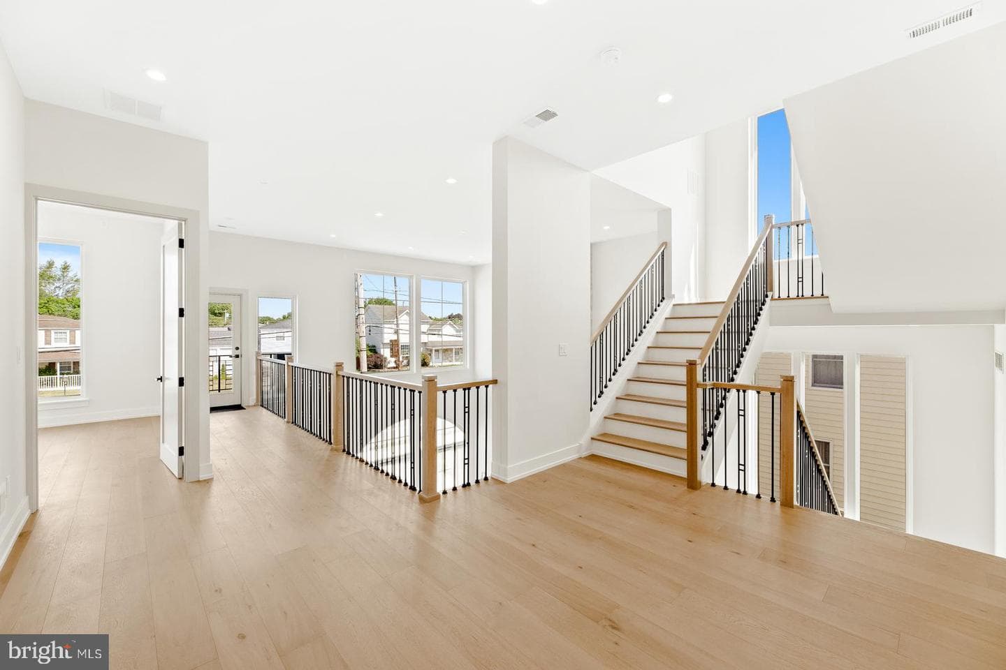 9741 Krewstown Road photo 26
