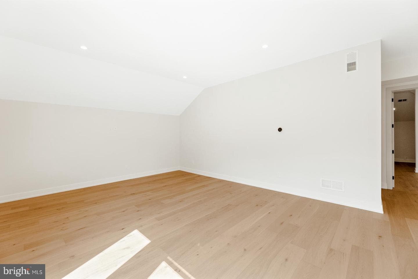 9741 Krewstown Road photo 44