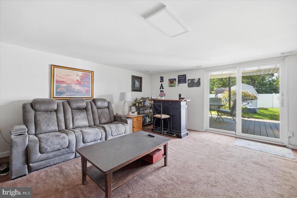 10882 Knights Road photo 26