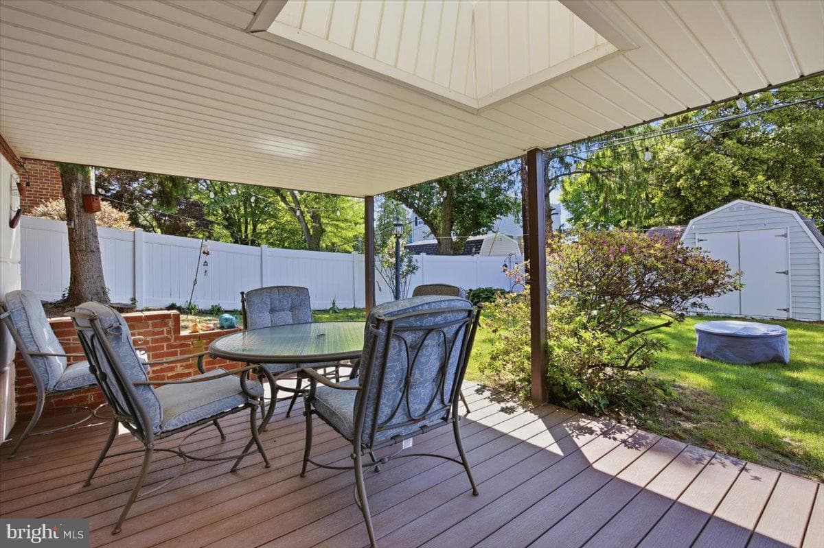10882 Knights Road photo 30