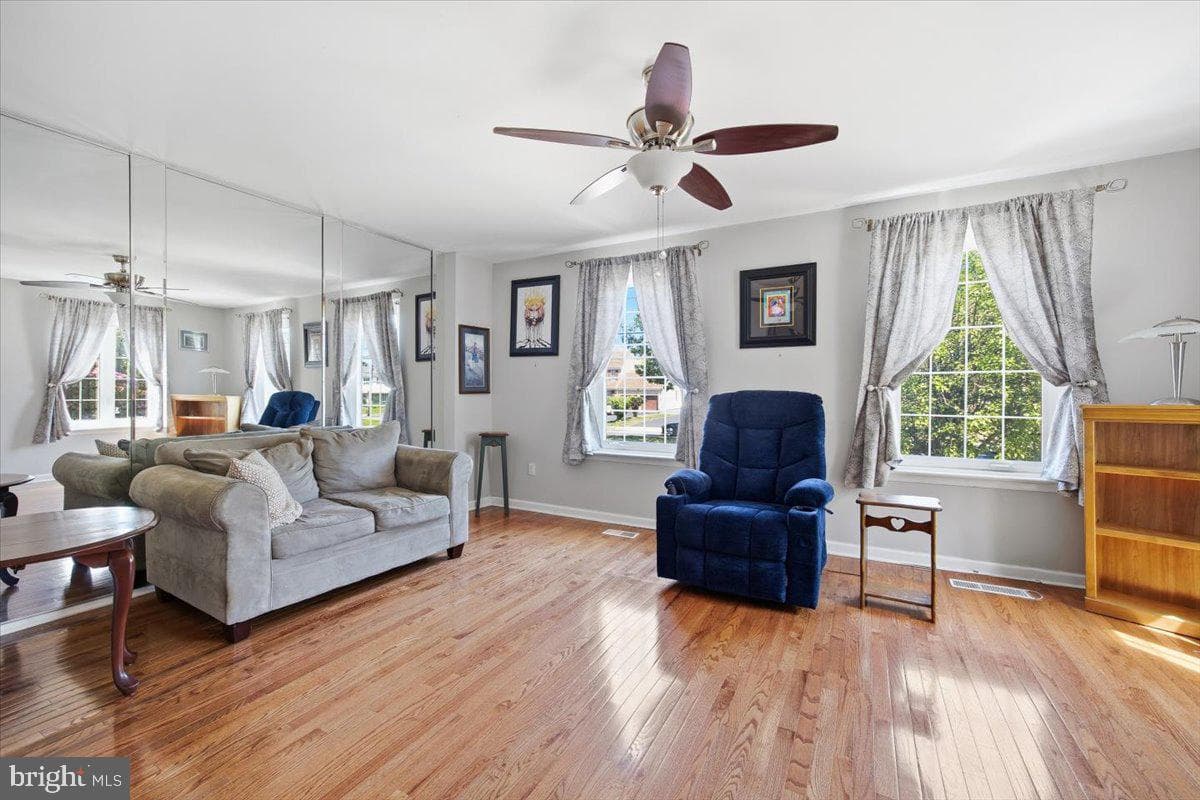 10882 Knights Road photo 5