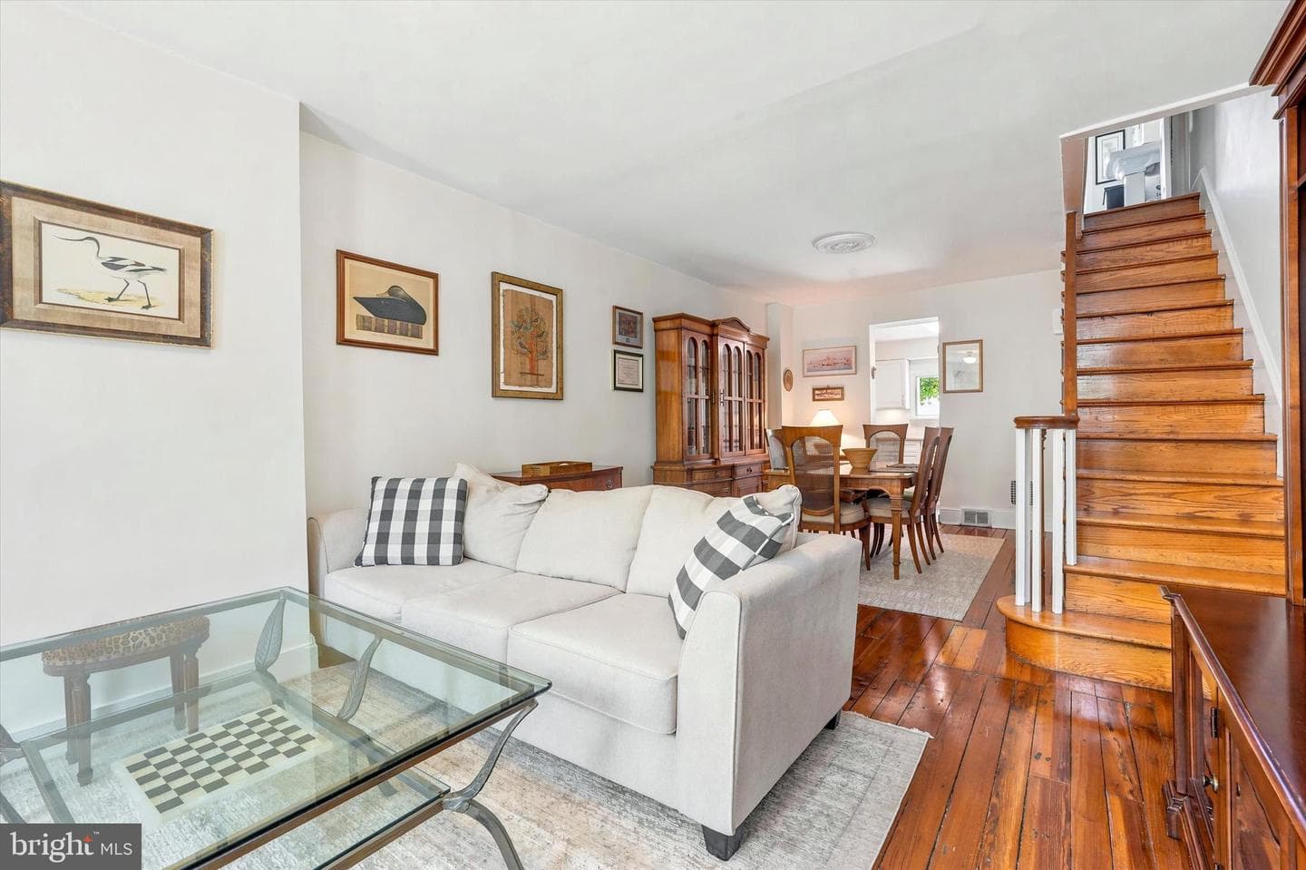 227 Watkins Street photo 3