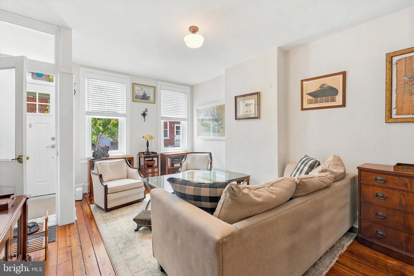 227 Watkins Street photo 4