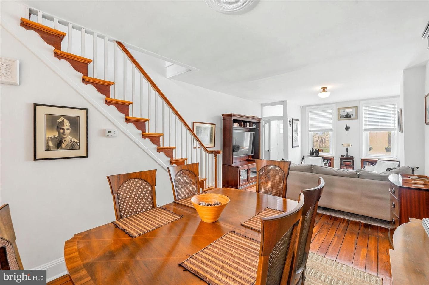 227 Watkins Street photo 6