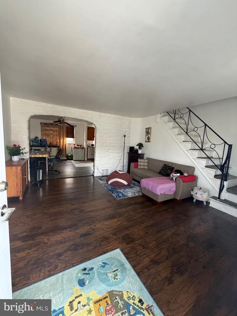 1130 Elbridge Street photo 5