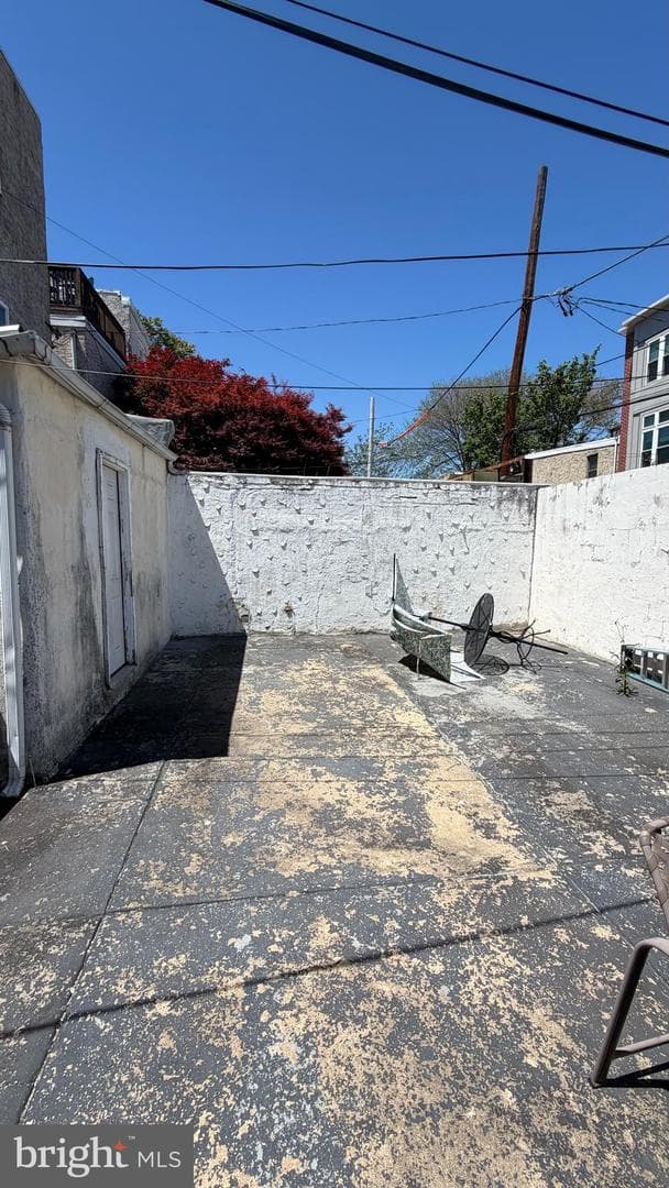 1517 Christian Street photo 5