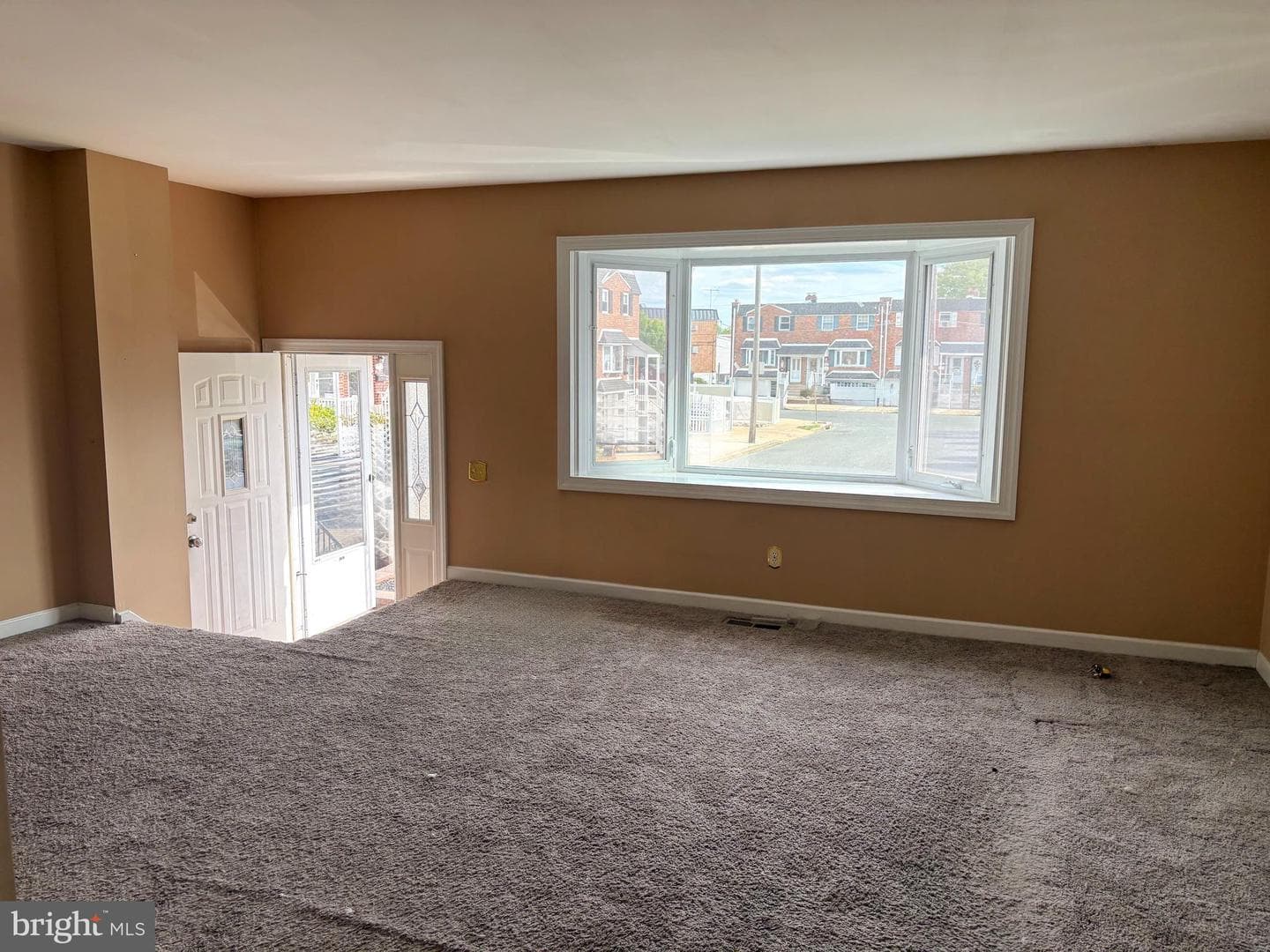 12518 Fedor Place photo 4