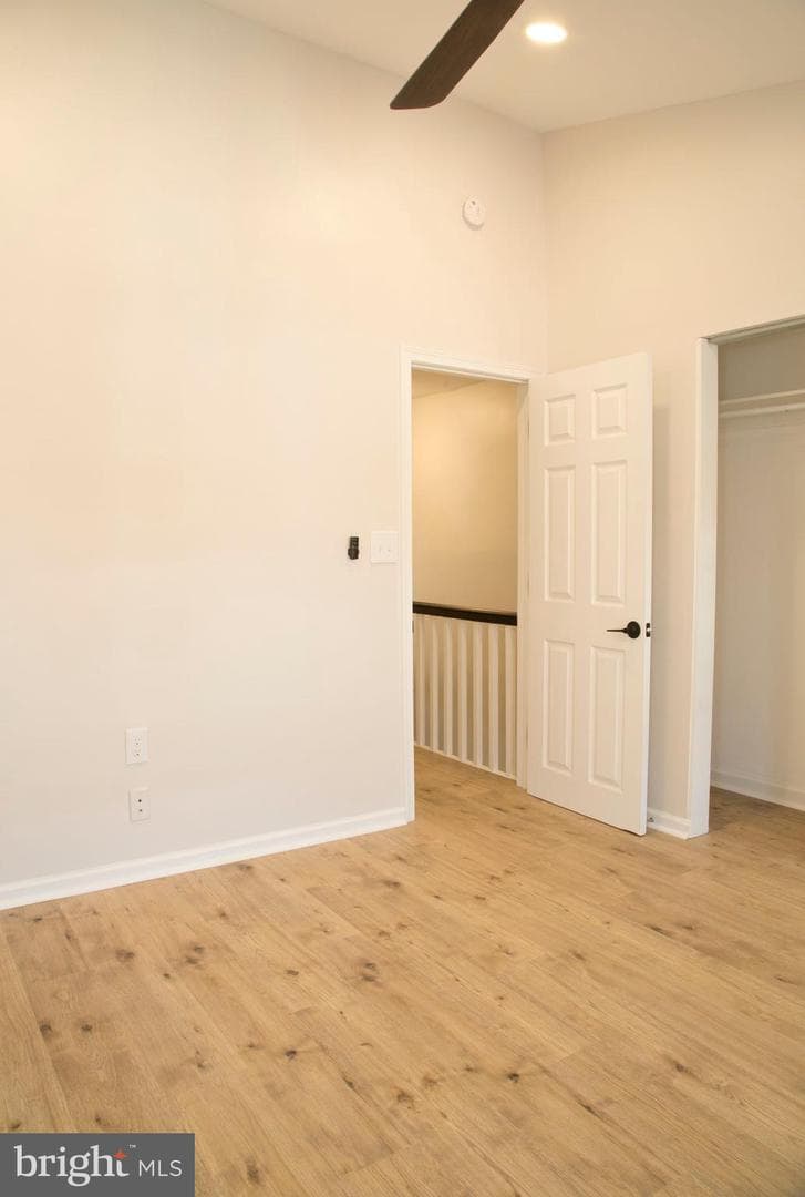 1229 S Warnock Street photo 18