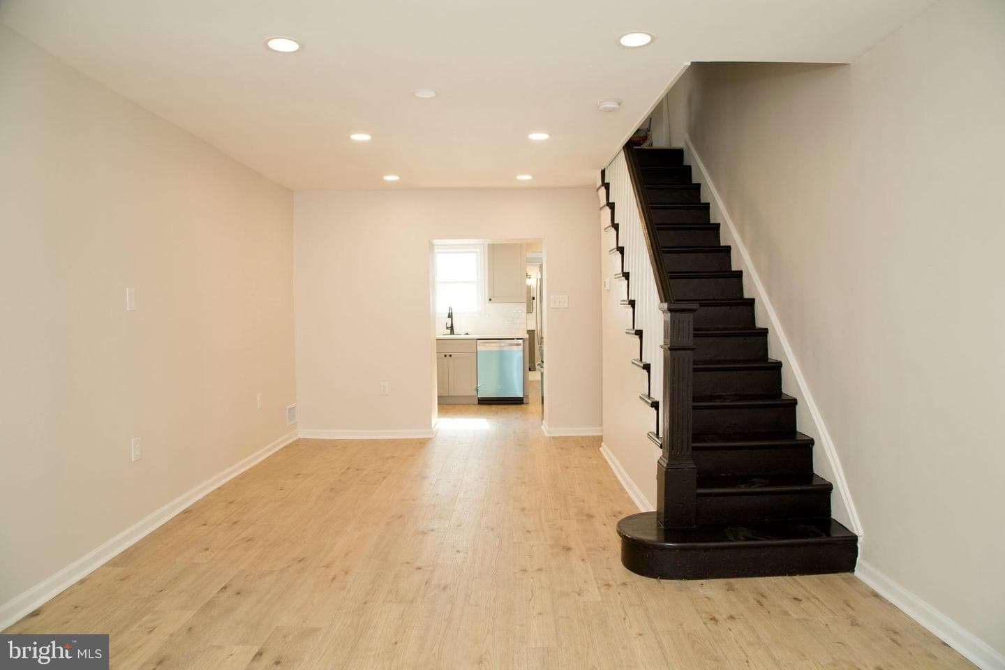 1229 S Warnock Street, Philadelphia