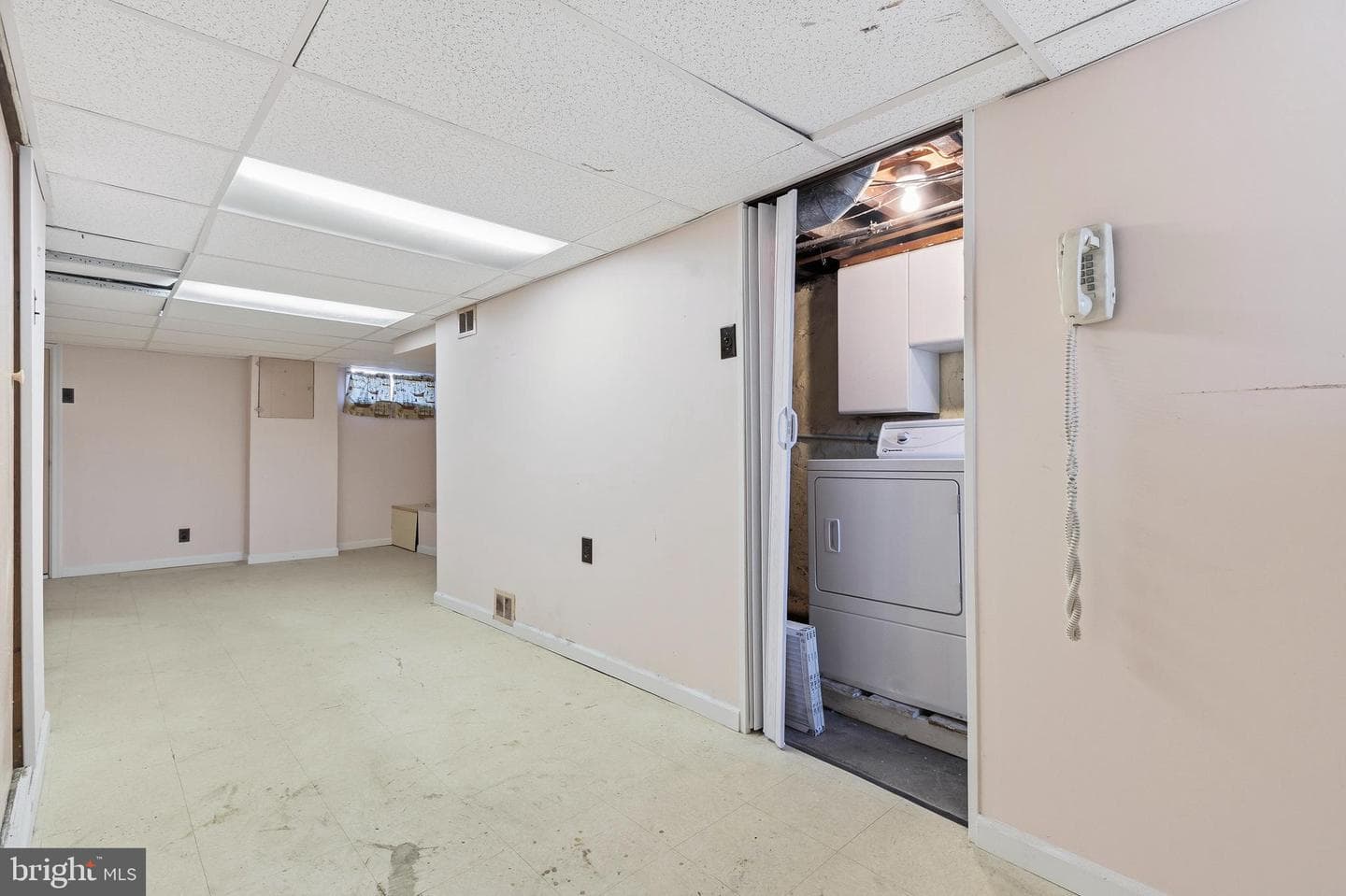948 Johnston Street photo 17