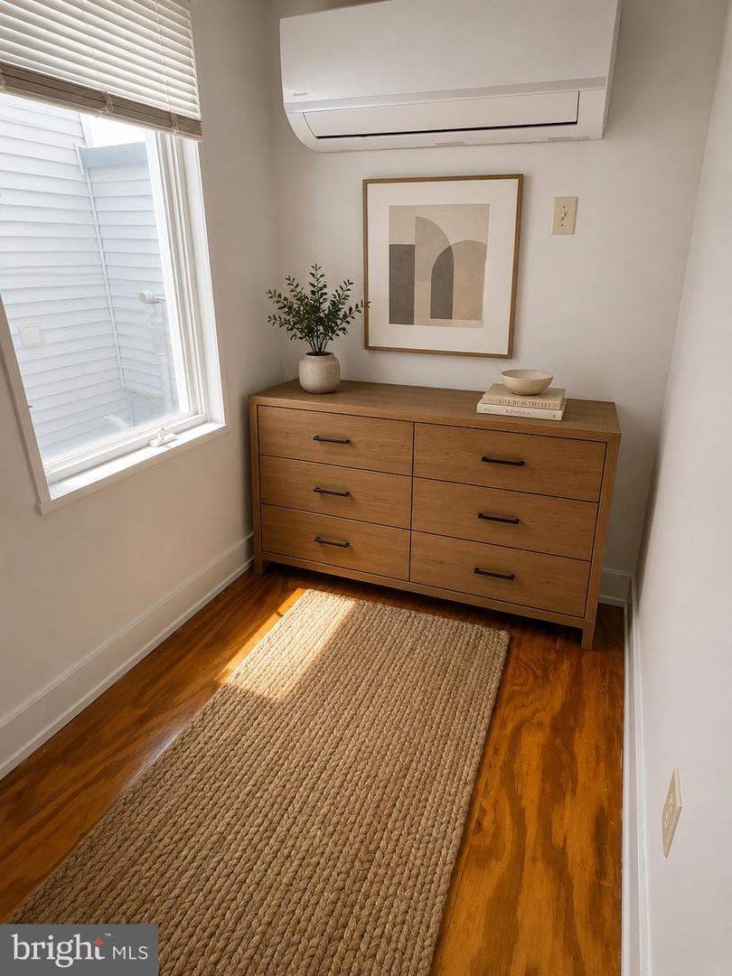 1345 E Berks Street photo 24