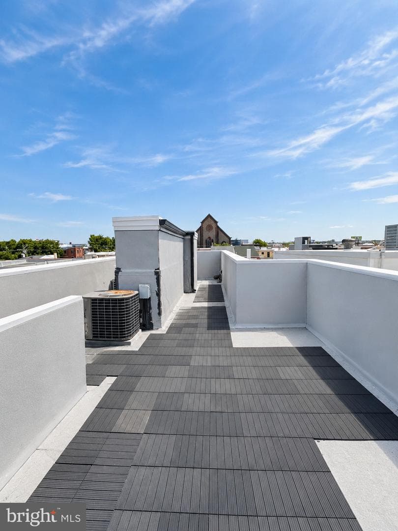1345 E Berks Street photo 33