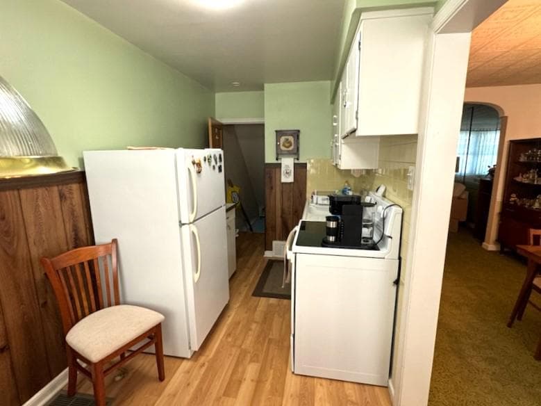 6645 Cottage Street photo 9