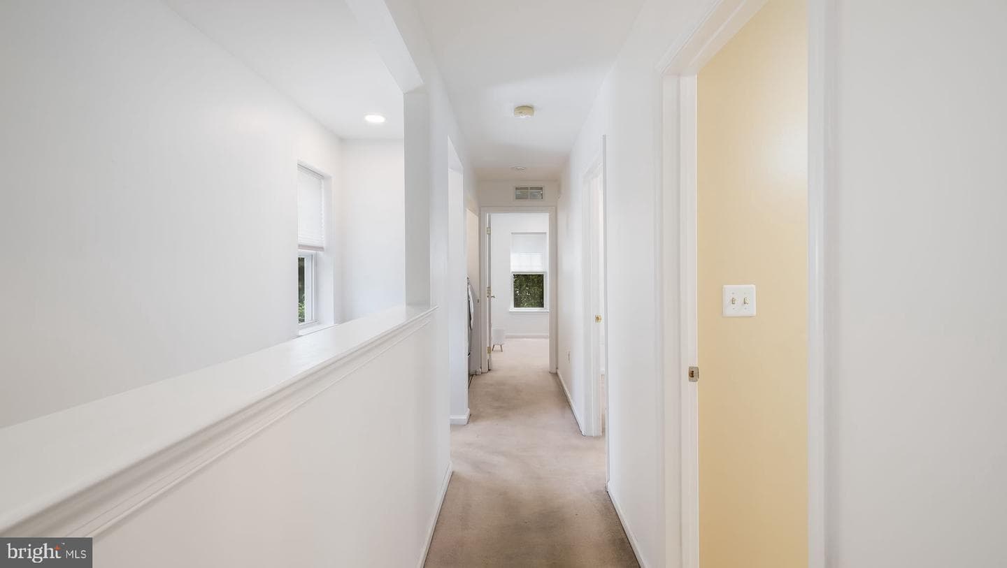 1811 N Franklin Street photo 17