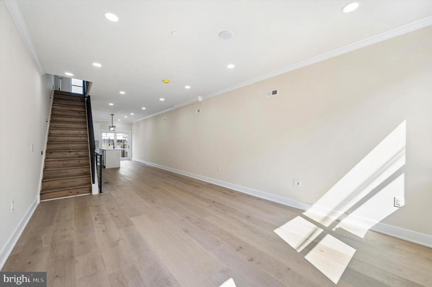 636 N Shedwick Street photo 3