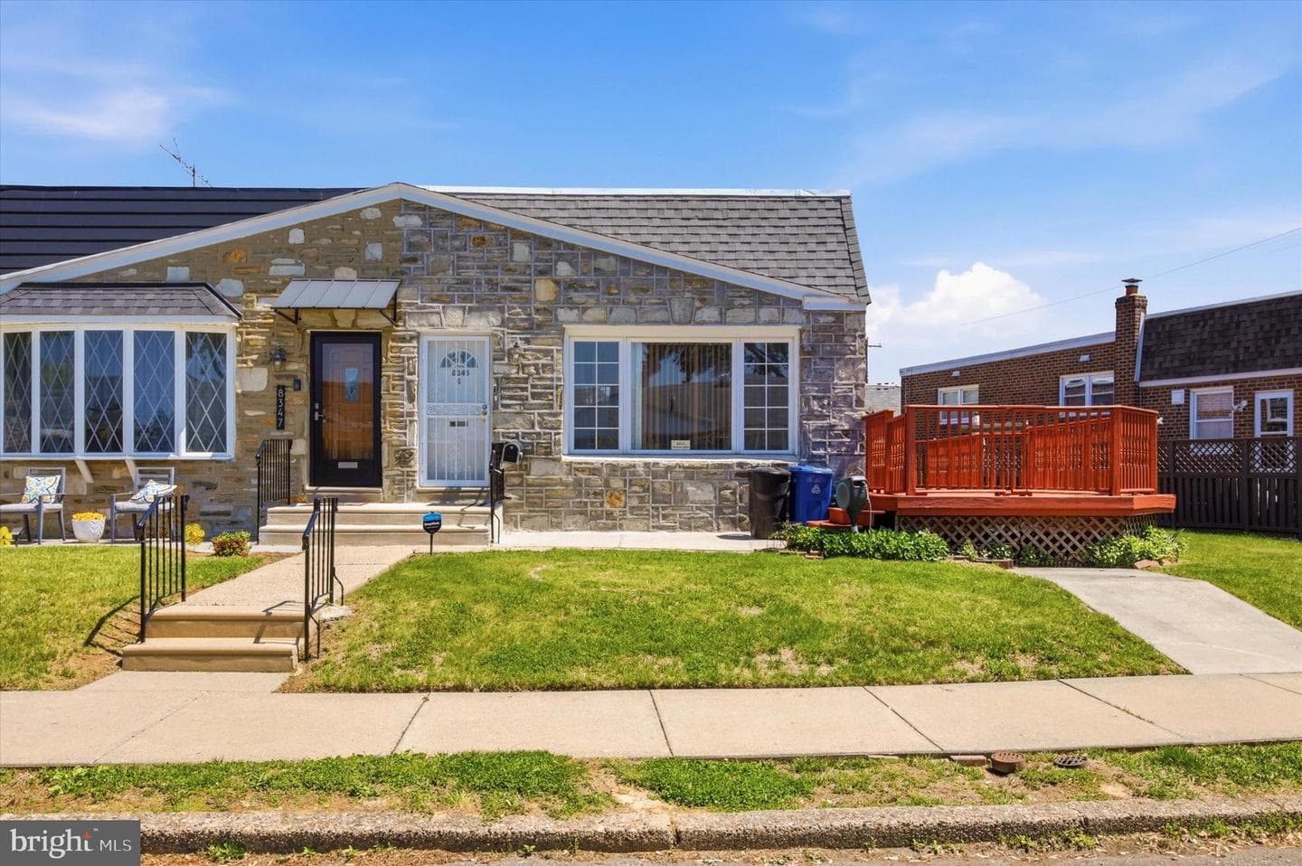 8345 Langdon Street photo 3
