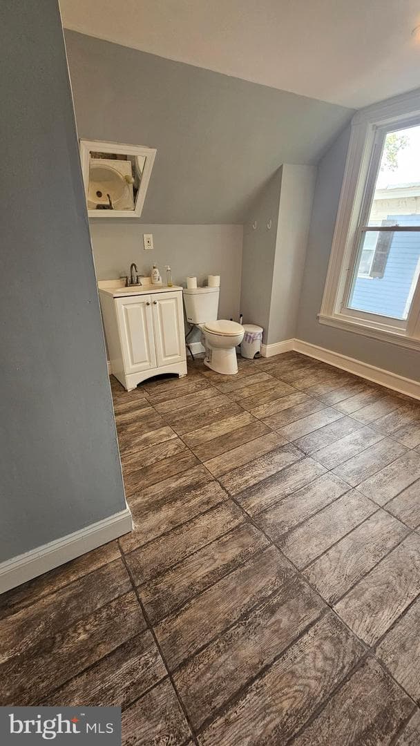 4124 Longshore Avenue photo 29