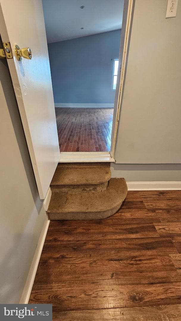 4124 Longshore Avenue photo 35