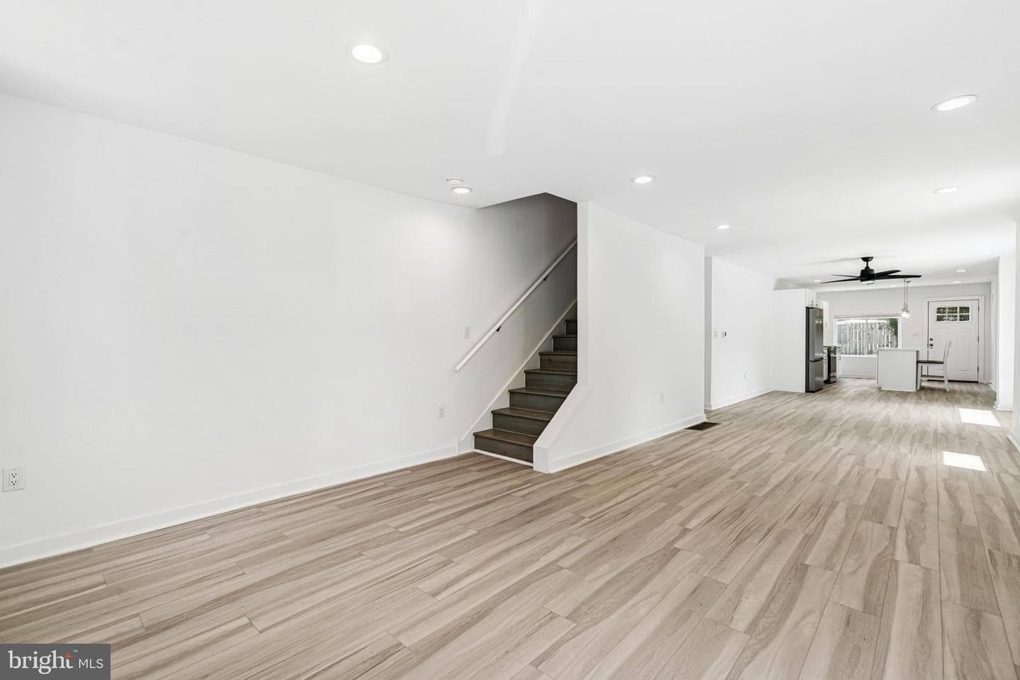 140 W Price Street photo 2