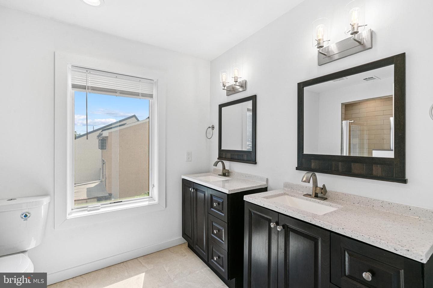 140 W Price Street photo 27