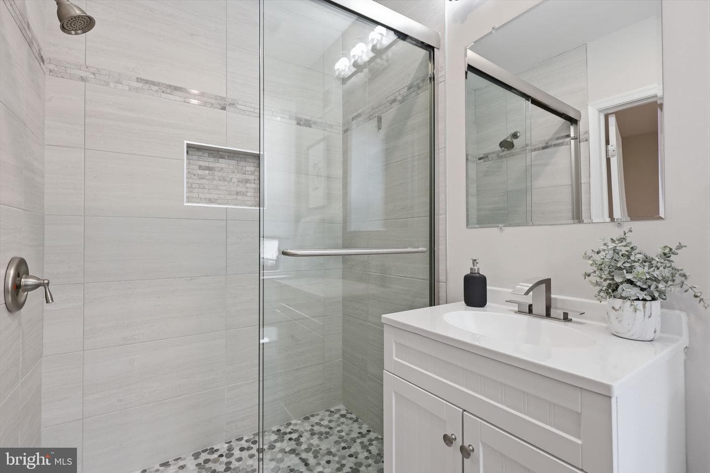 2715 Reed Street photo 9