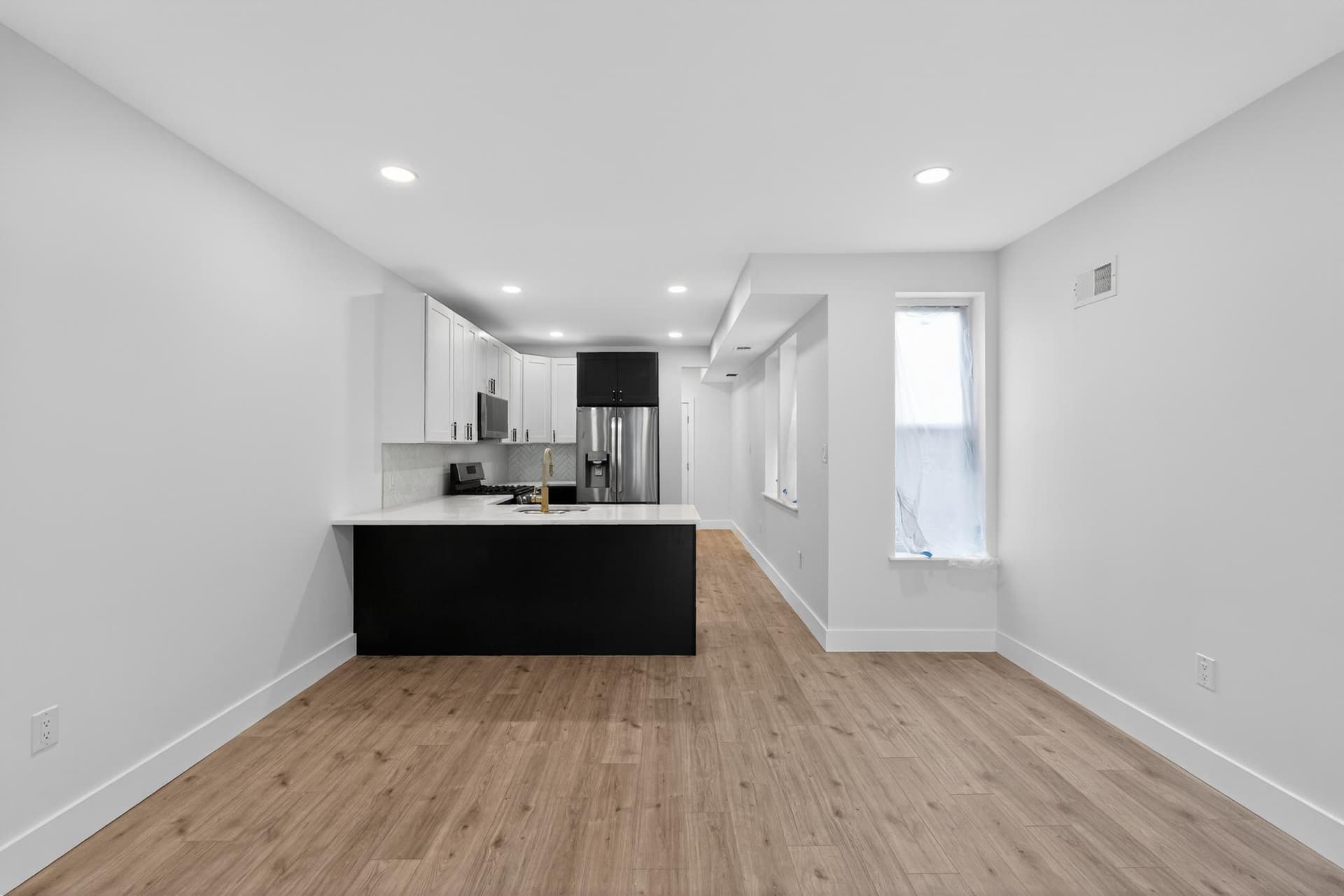 4942 Sansom Street photo 4