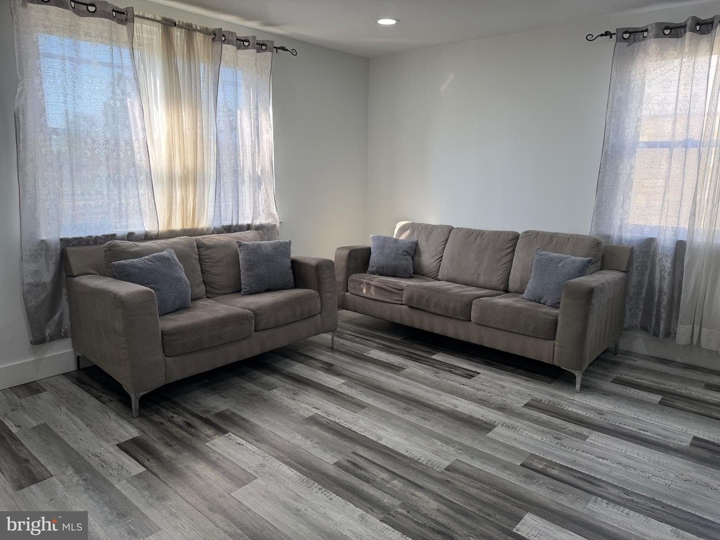 9966 Verree Road photo 3