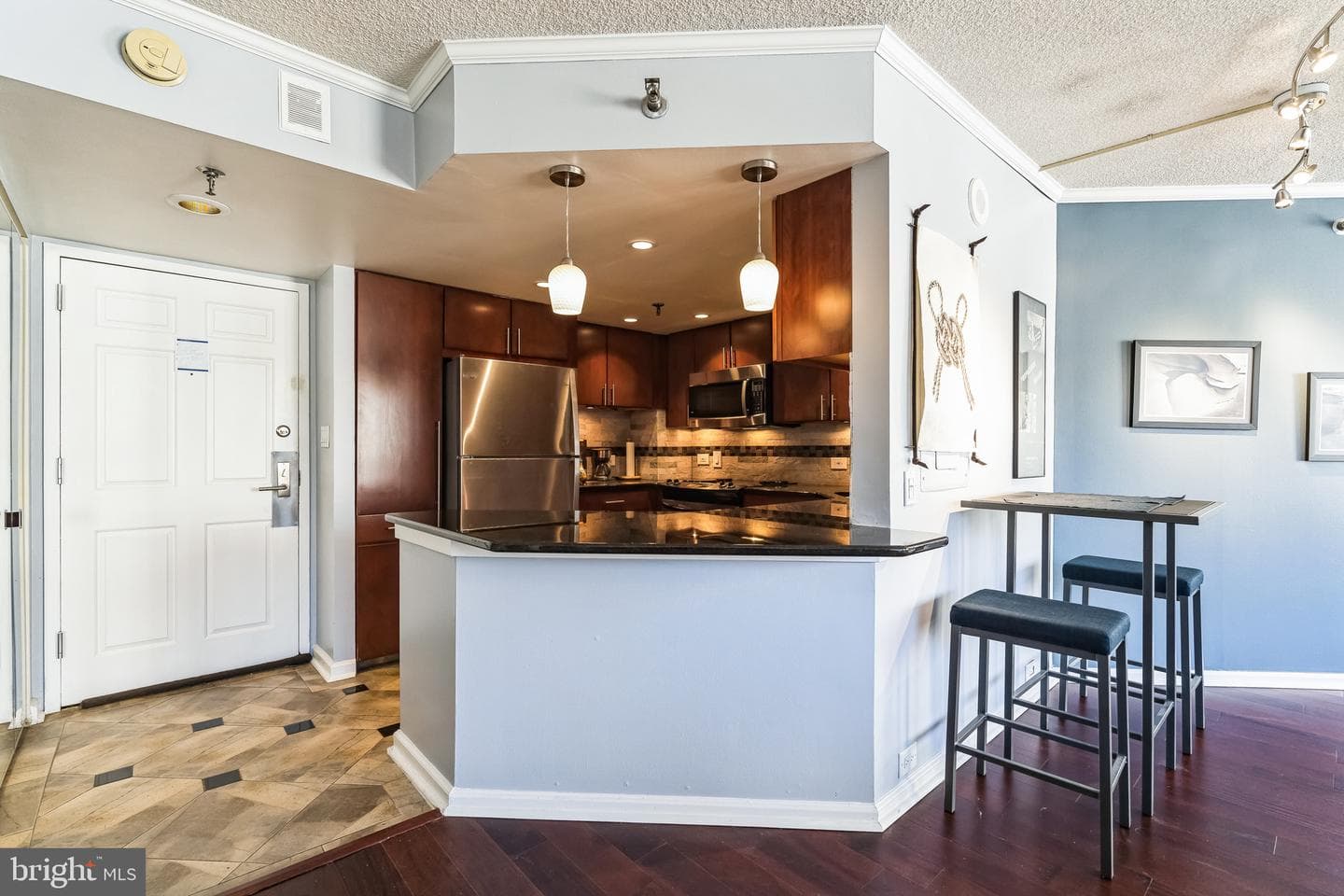 2001 Hamilton Street #401 photo 11