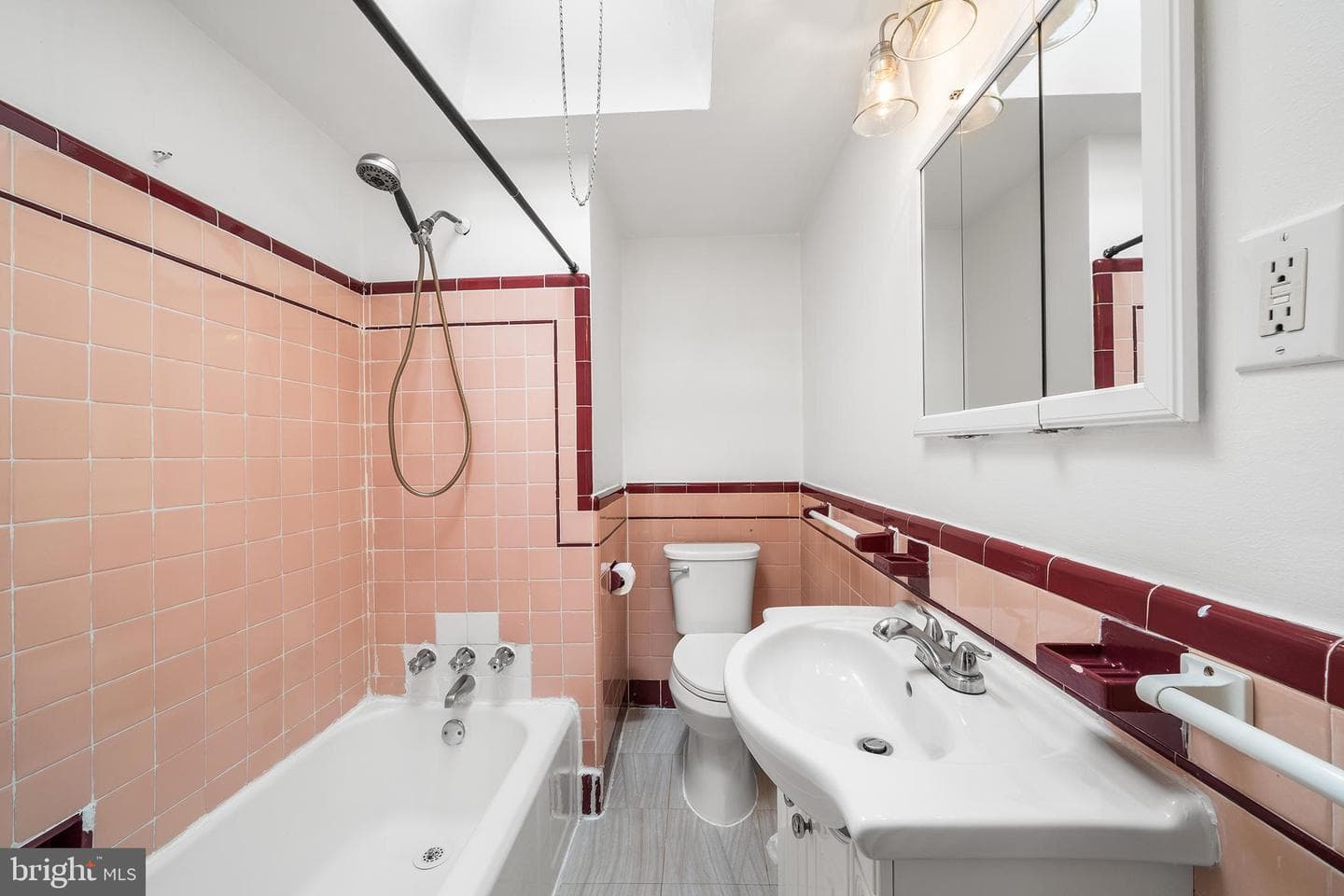 1531 Benner Street photo 18