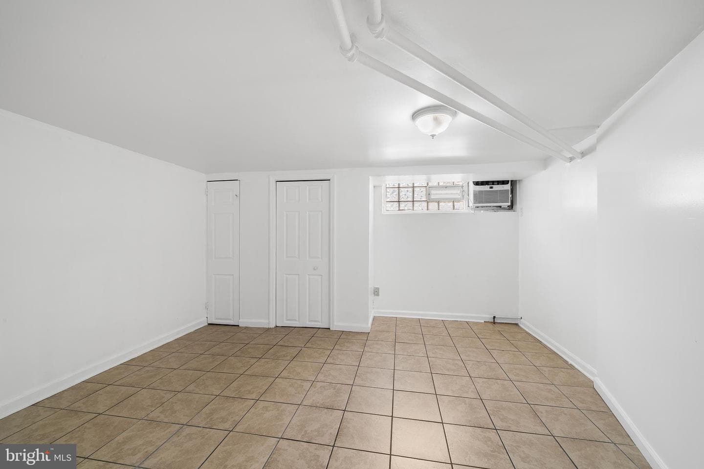 1531 Benner Street photo 30