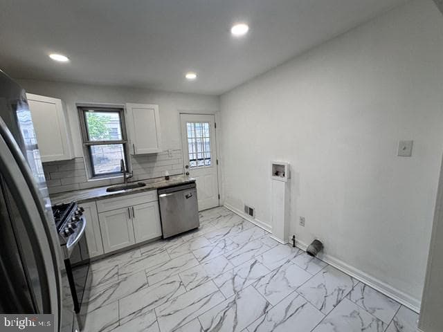 2546 N Marston Street photo 9