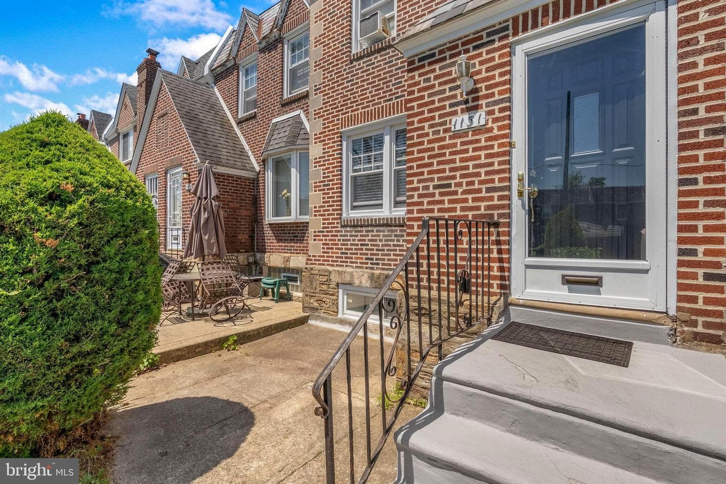 1151 E Dorset Street photo 17