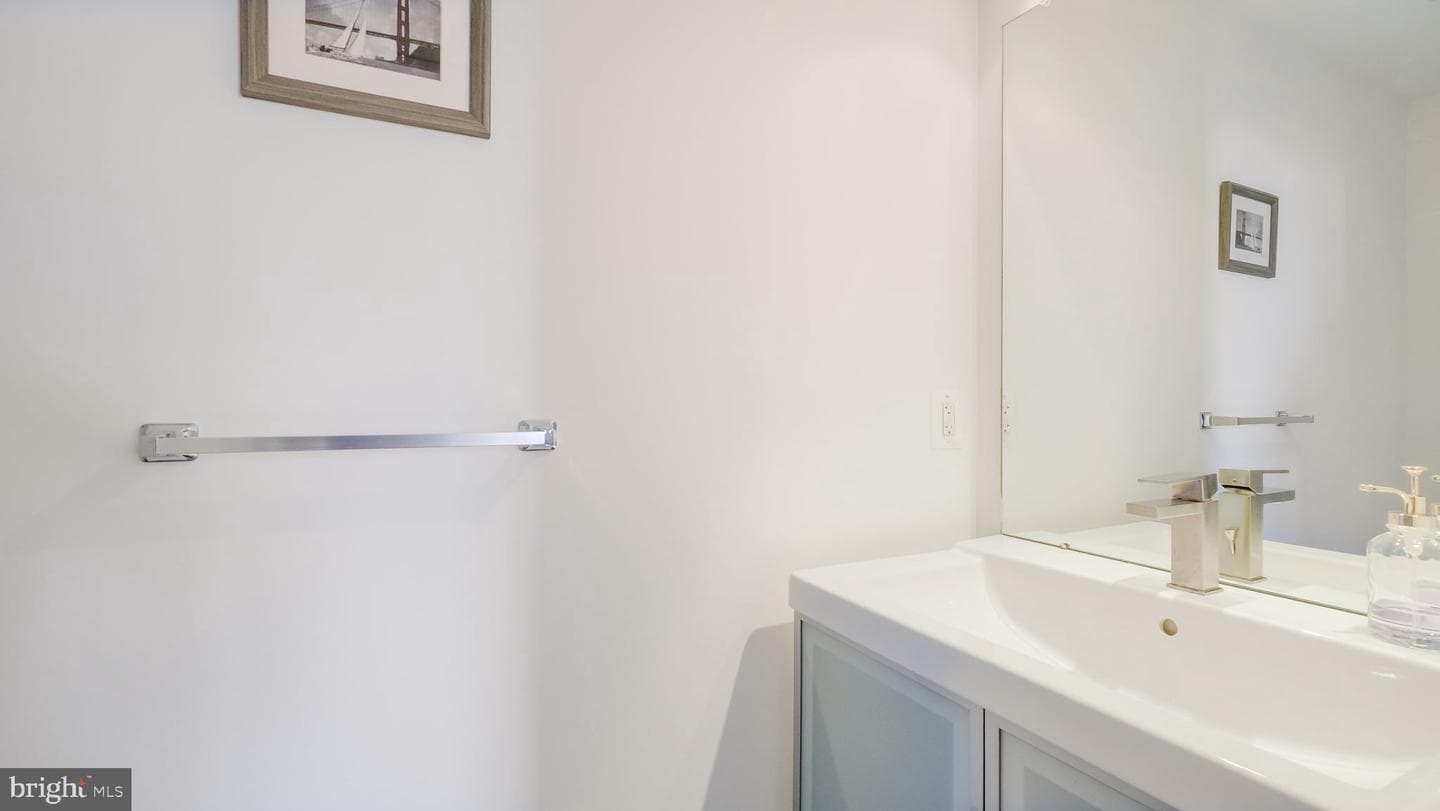 444 N 4th Street #711 photo 14