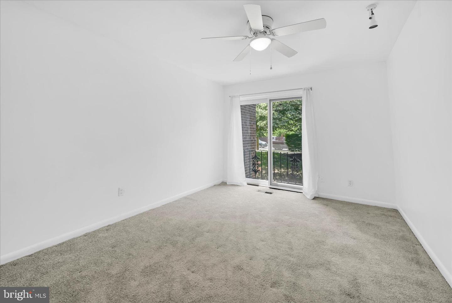 9001 Ridge Avenue #46 photo 17