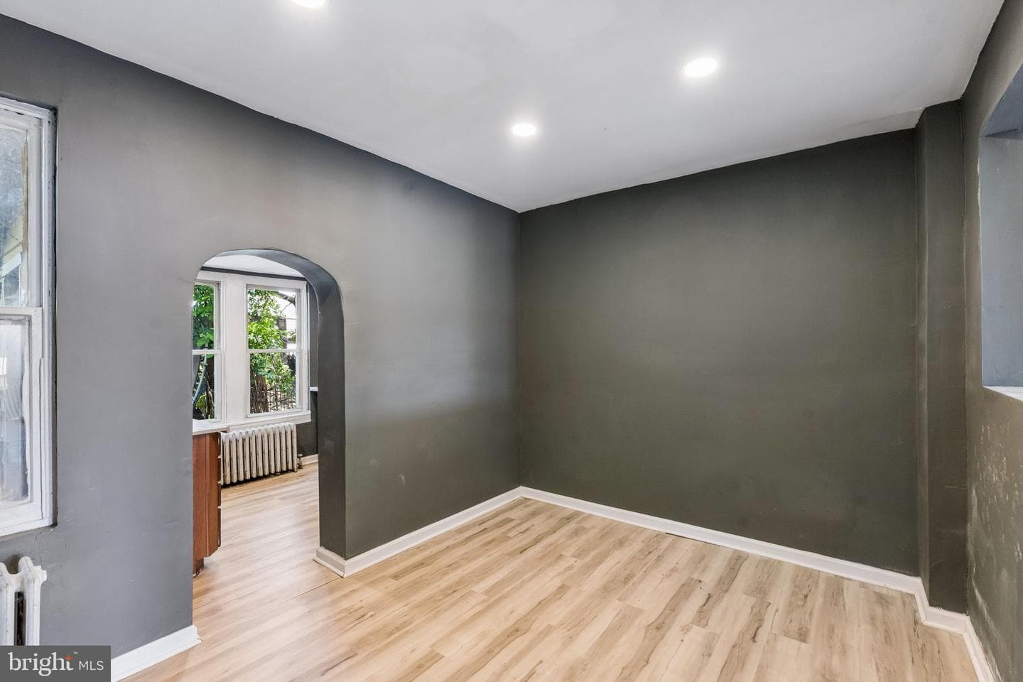 3428 Braddock Street photo 10