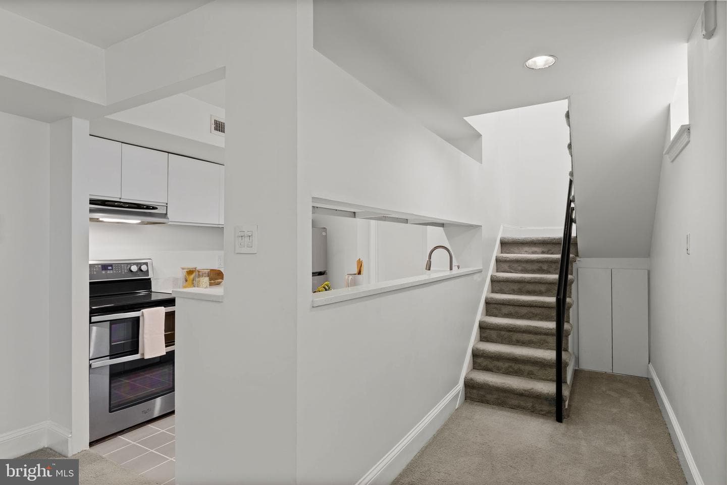 258 S 3rd Street #2 photo 16