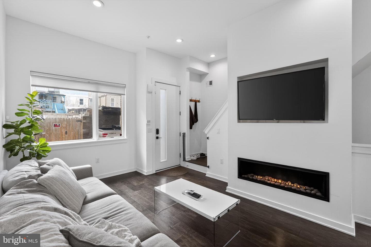 2229 N Hope Street, Philadelphia