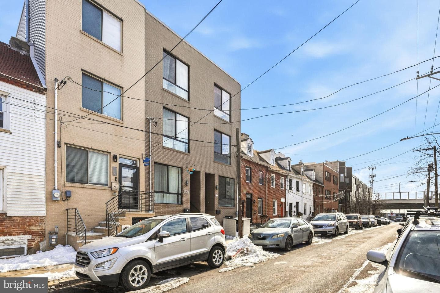 1135 E Berks Street photo 35