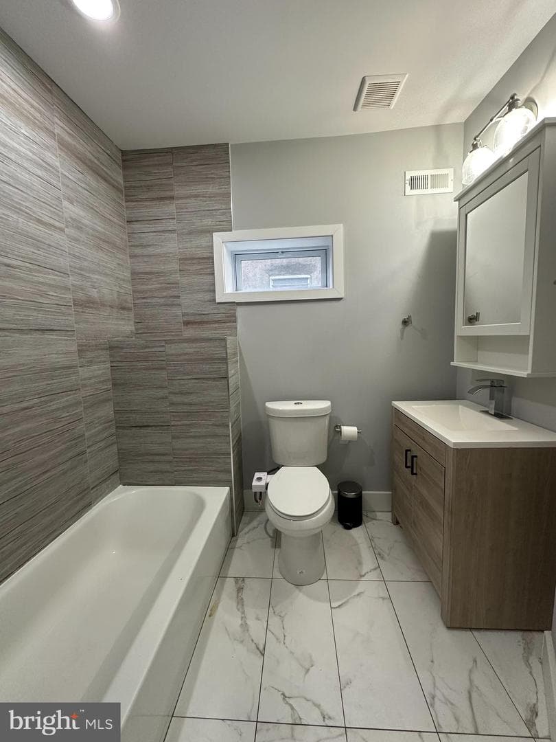 2638 Wilder Street photo 20