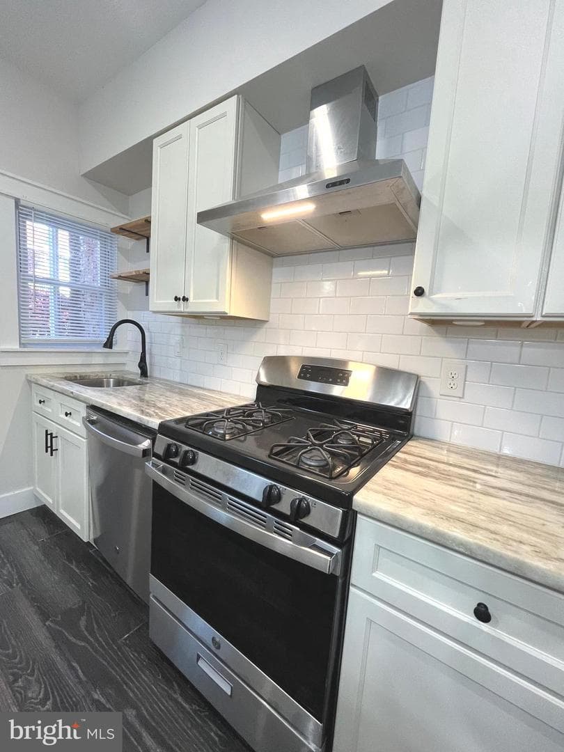 5745 Hunter Street photo 6