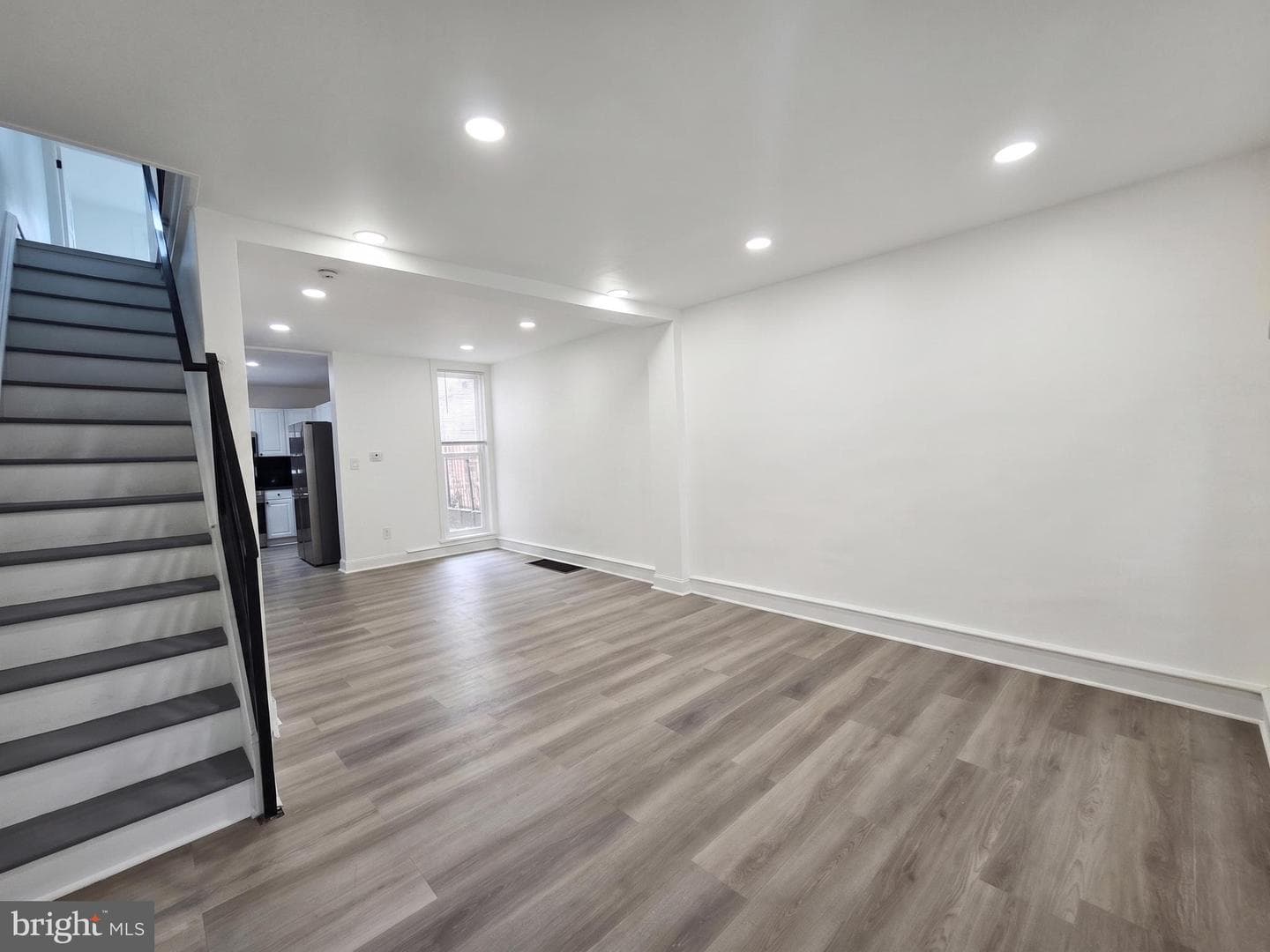 322 W Wellens Avenue photo 6