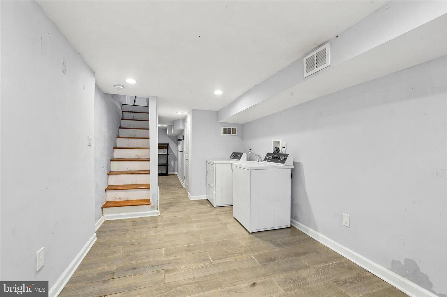 1920 E Firth Street photo 22
