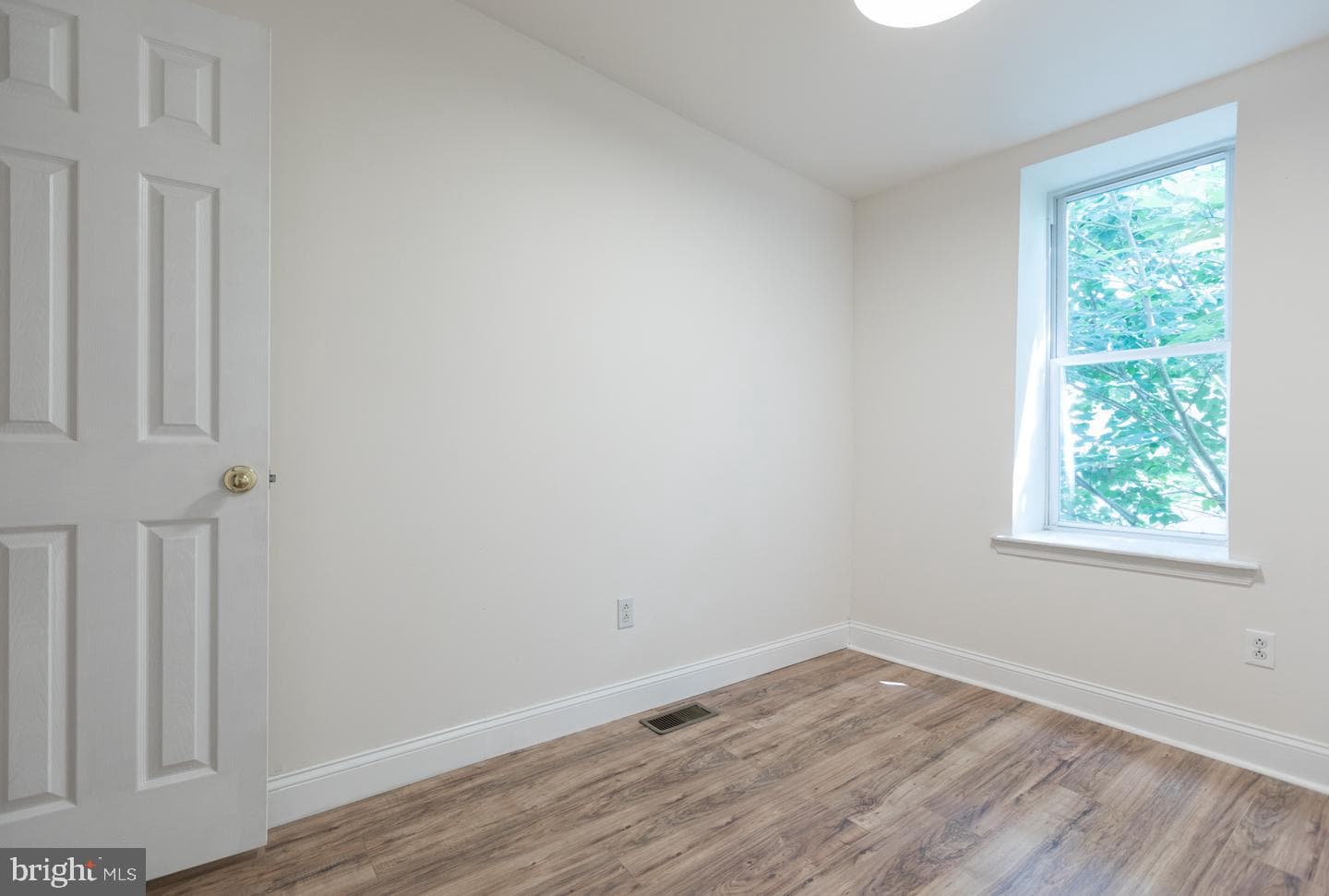 1161 S Mole Street photo 10
