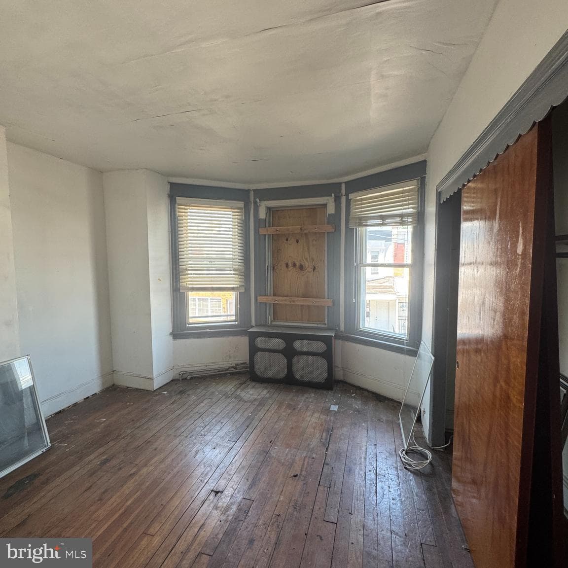 6338 Reedland Street photo 6