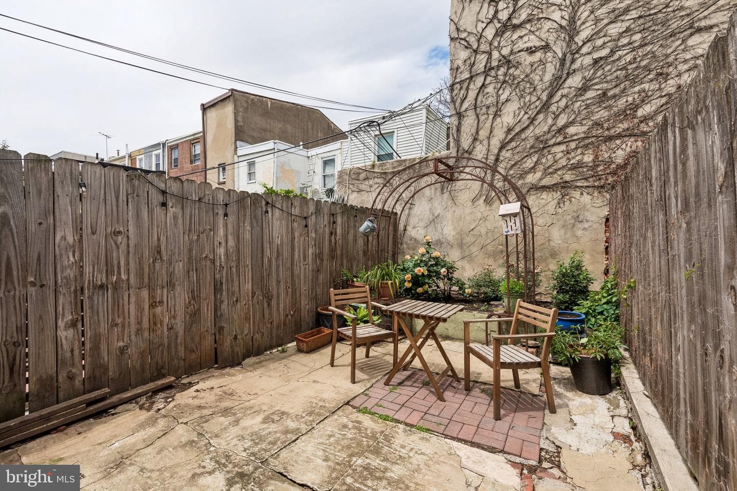 403 Tasker Street photo 25
