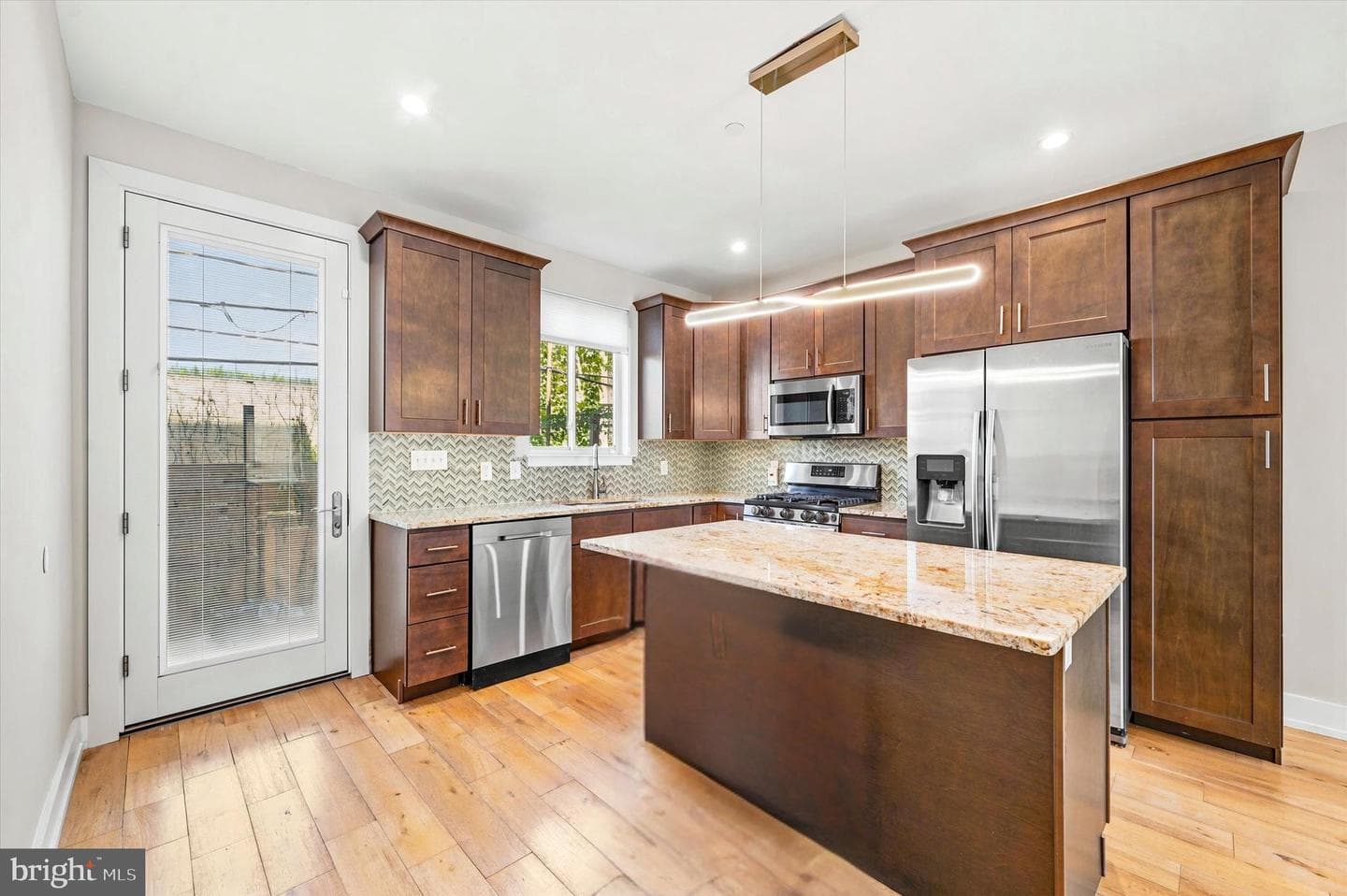 1446 S Taylor Street photo 16