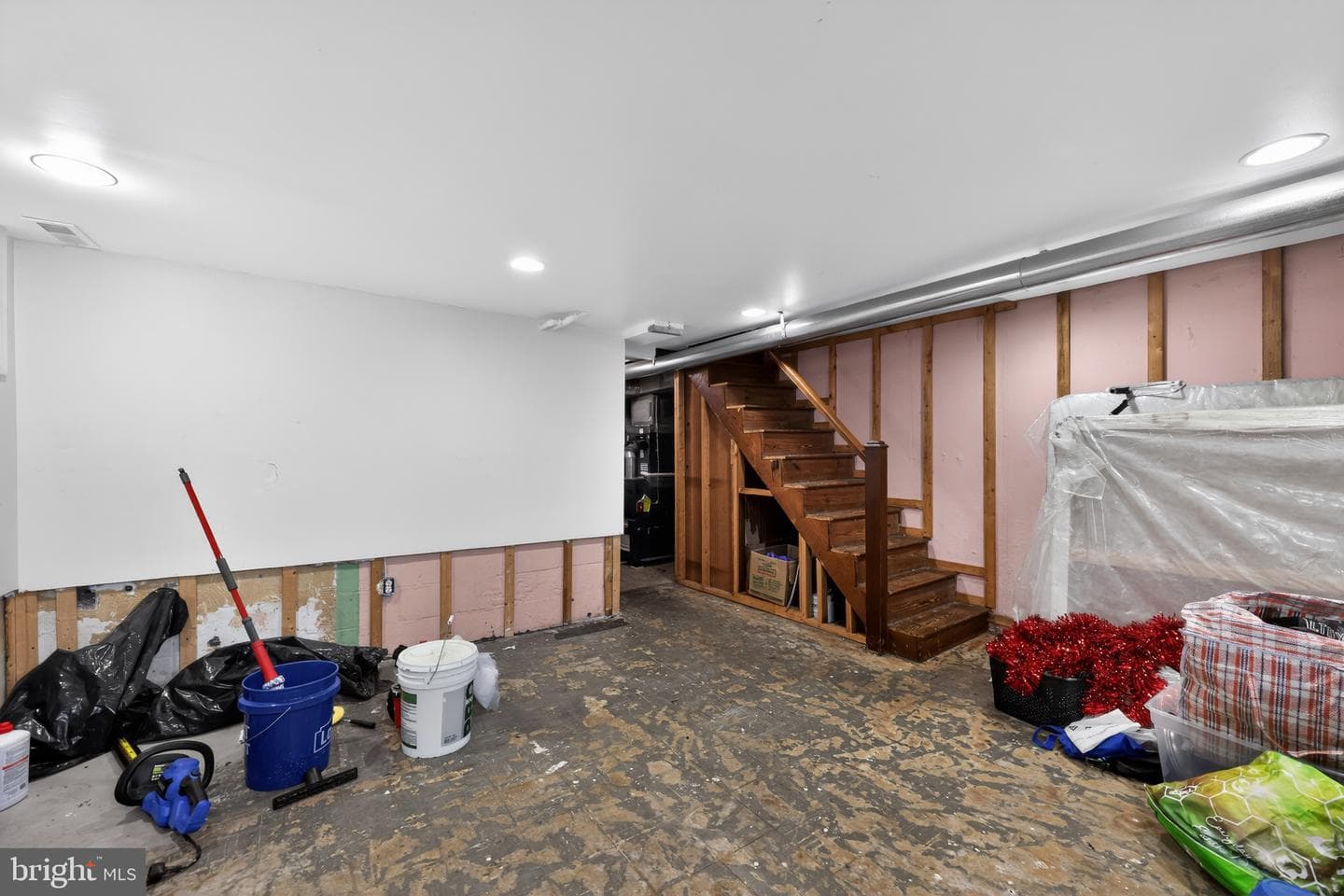 6651 Gillespie Street photo 22