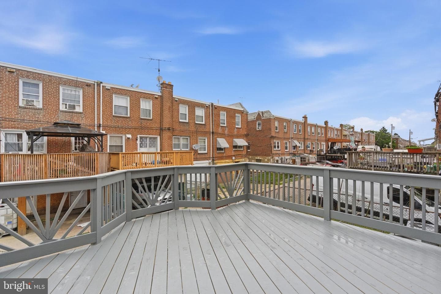 7020 Kindred St photo 10